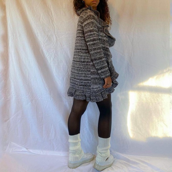 Gray Fairycore Sweater 🧚🏾💫 - Picture 4 of 5